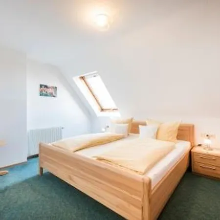 Gastehaus Zum Landesteg 아파트